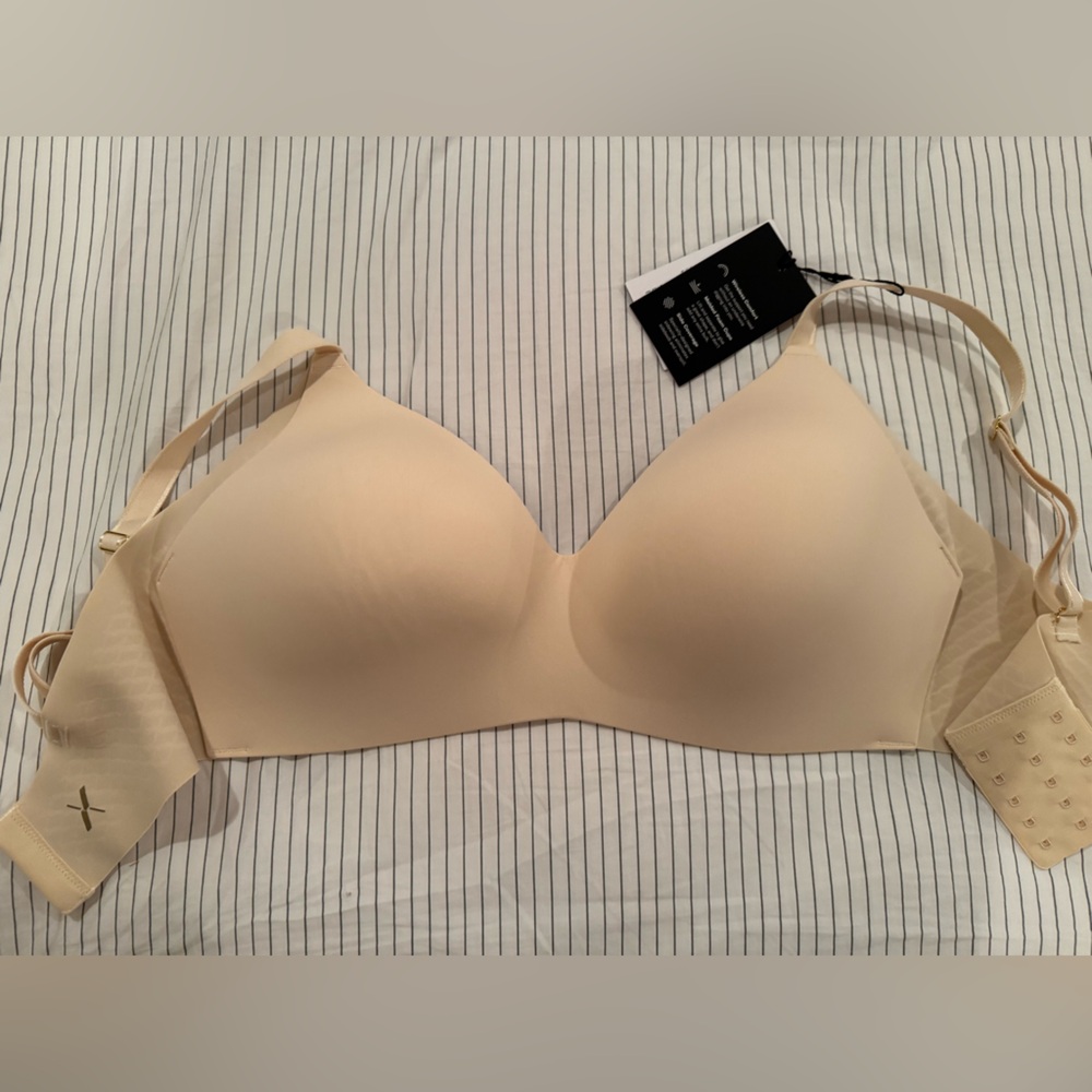 Knix Cream Intimates Bra